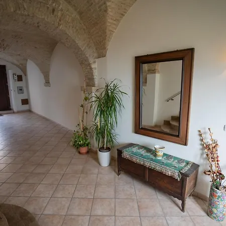 La Loggia Della Gatta