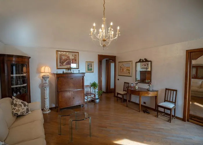 La Loggia Della Gatta