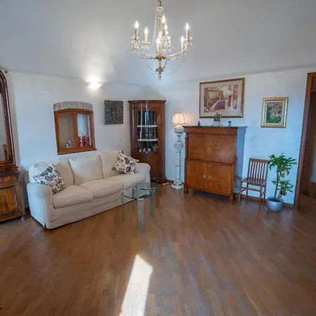 La Loggia Della Gatta